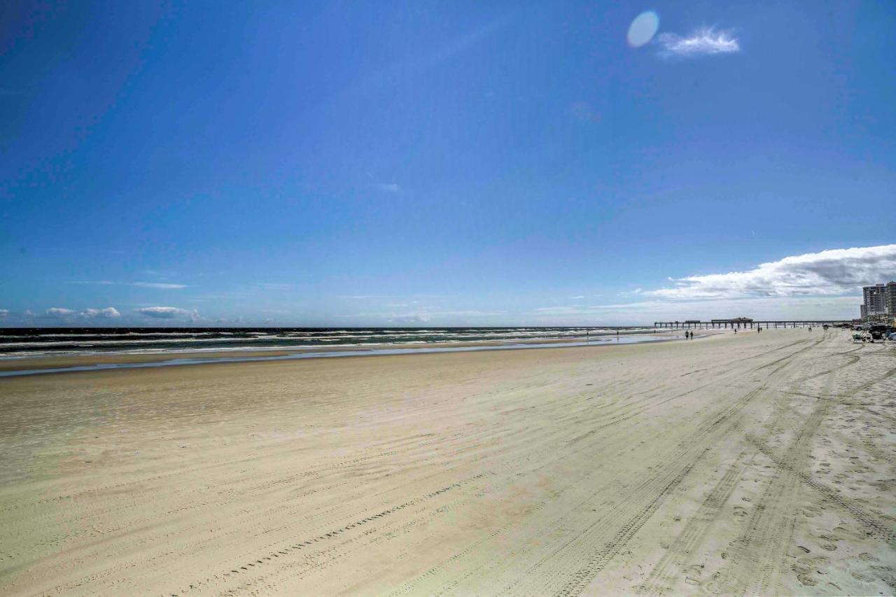 Breezy Daytona Beach Studio With Balcony And Views! Exteriér fotografie